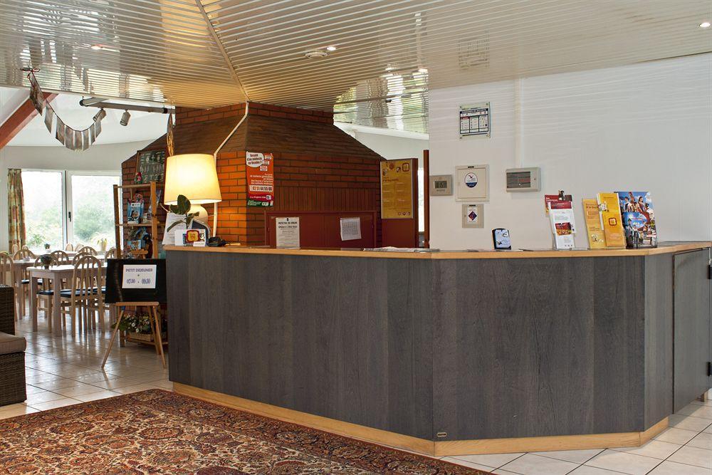 Arcantis Hotel Les Archers Cholet Esterno foto