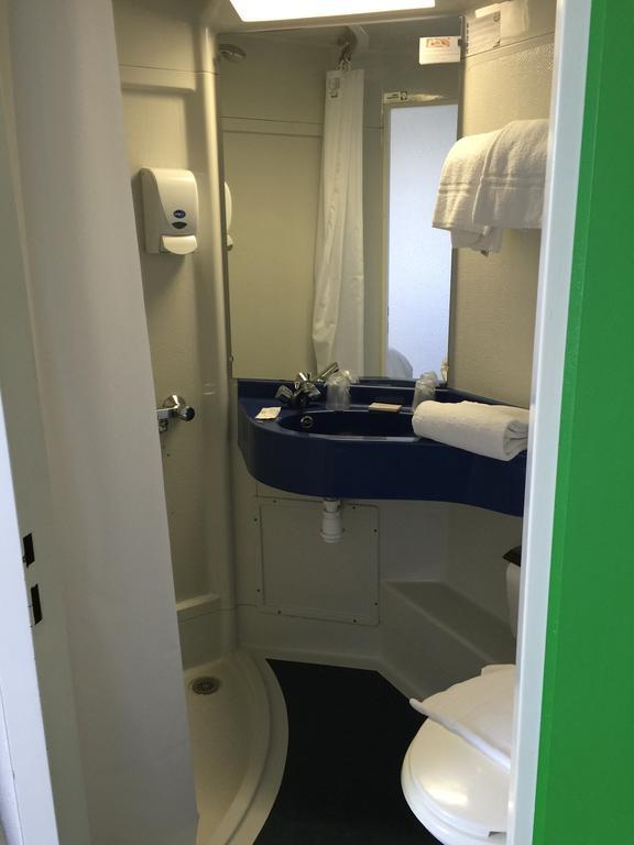 Arcantis Hotel Les Archers Cholet Esterno foto
