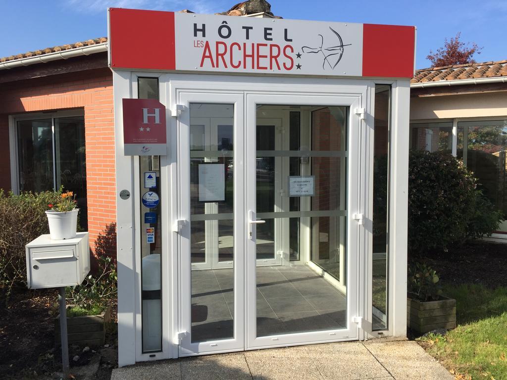 Arcantis Hotel Les Archers Cholet Esterno foto