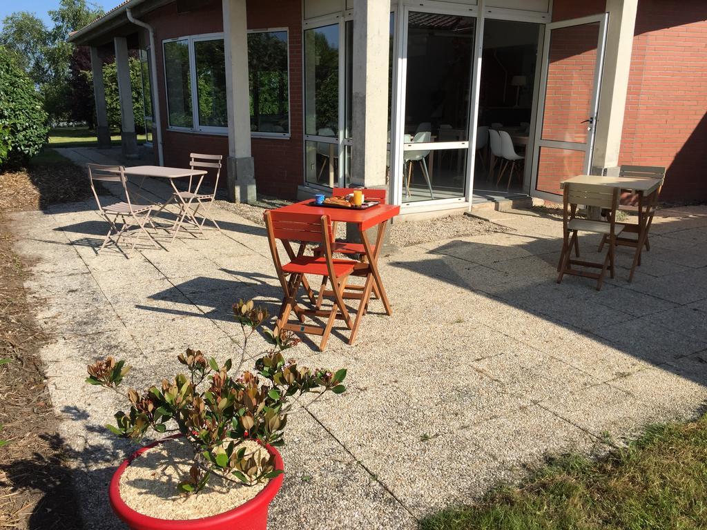 Arcantis Hotel Les Archers Cholet Esterno foto