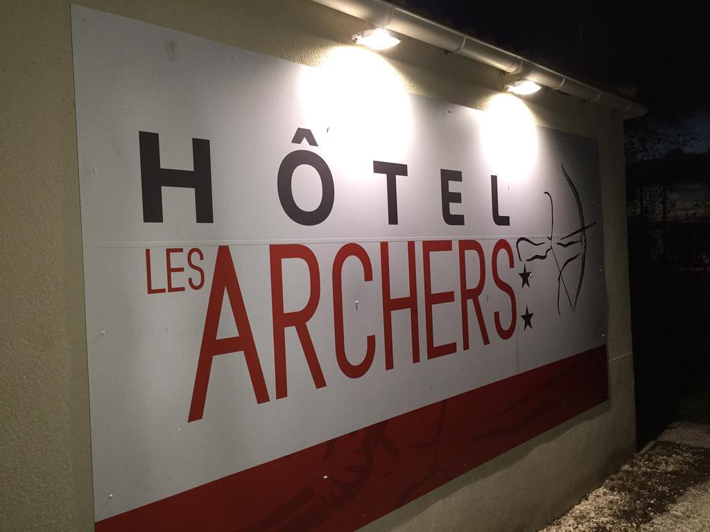 Arcantis Hotel Les Archers Cholet Esterno foto