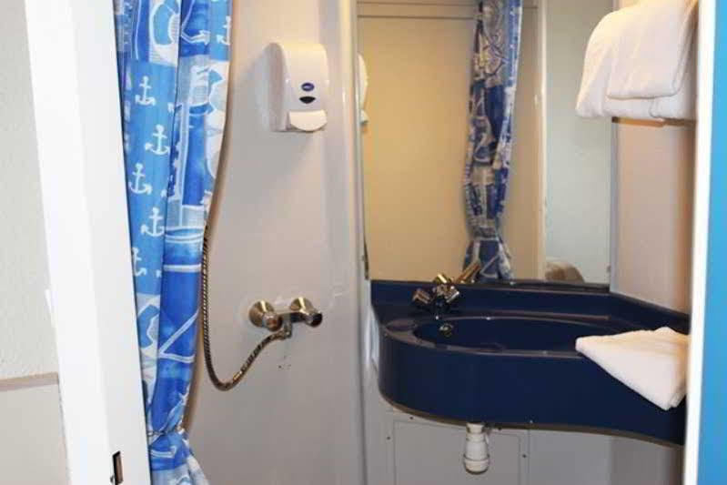 Arcantis Hotel Les Archers Cholet Esterno foto
